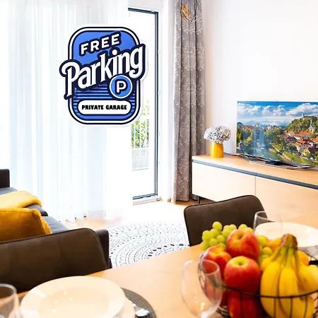 Masarykova Residence - Modern 1-Bedroom In City Center & Free Parking Laibach Exterior foto