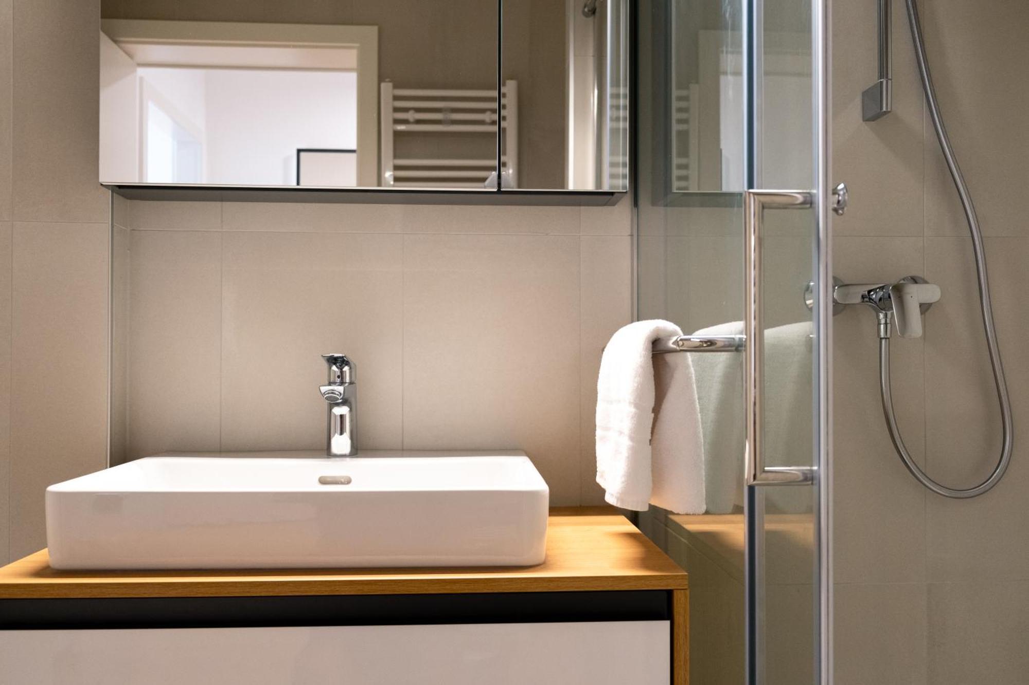 Masarykova - Modern 1-bedroom In Center & Free Parking *