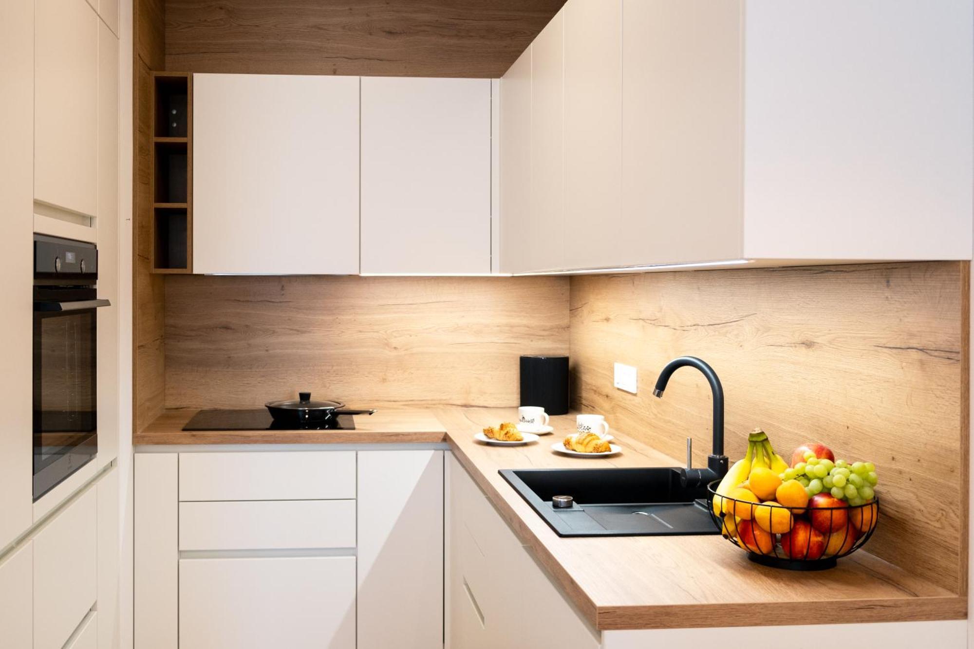 Masarykova - Modern 1-bedroom In Center & Free Parking Laibach